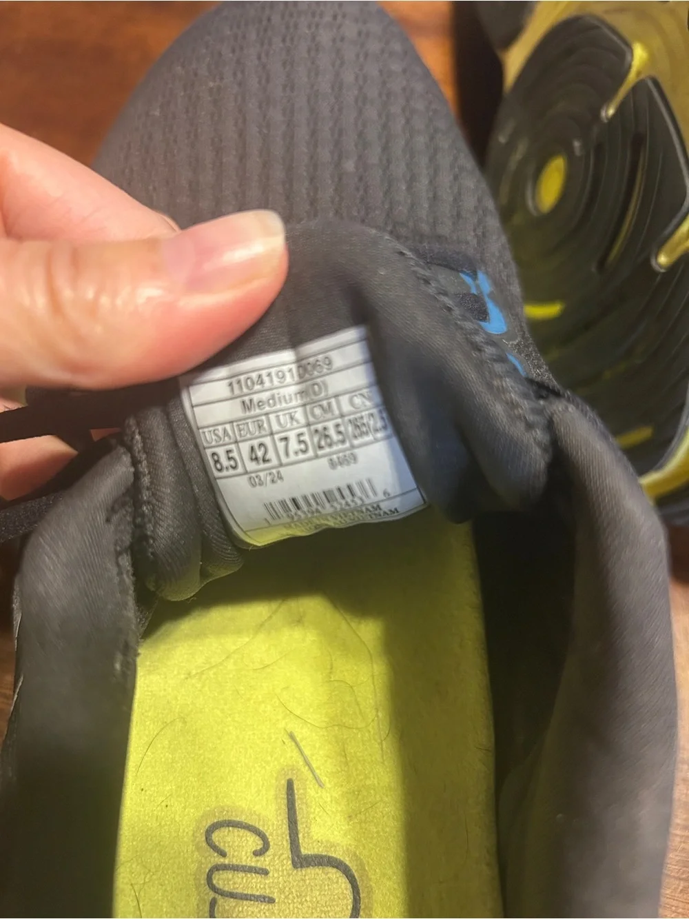 Brooks Glycerin 21 Running Shoes Men’s 8.5 Black Blue Neon Yellow